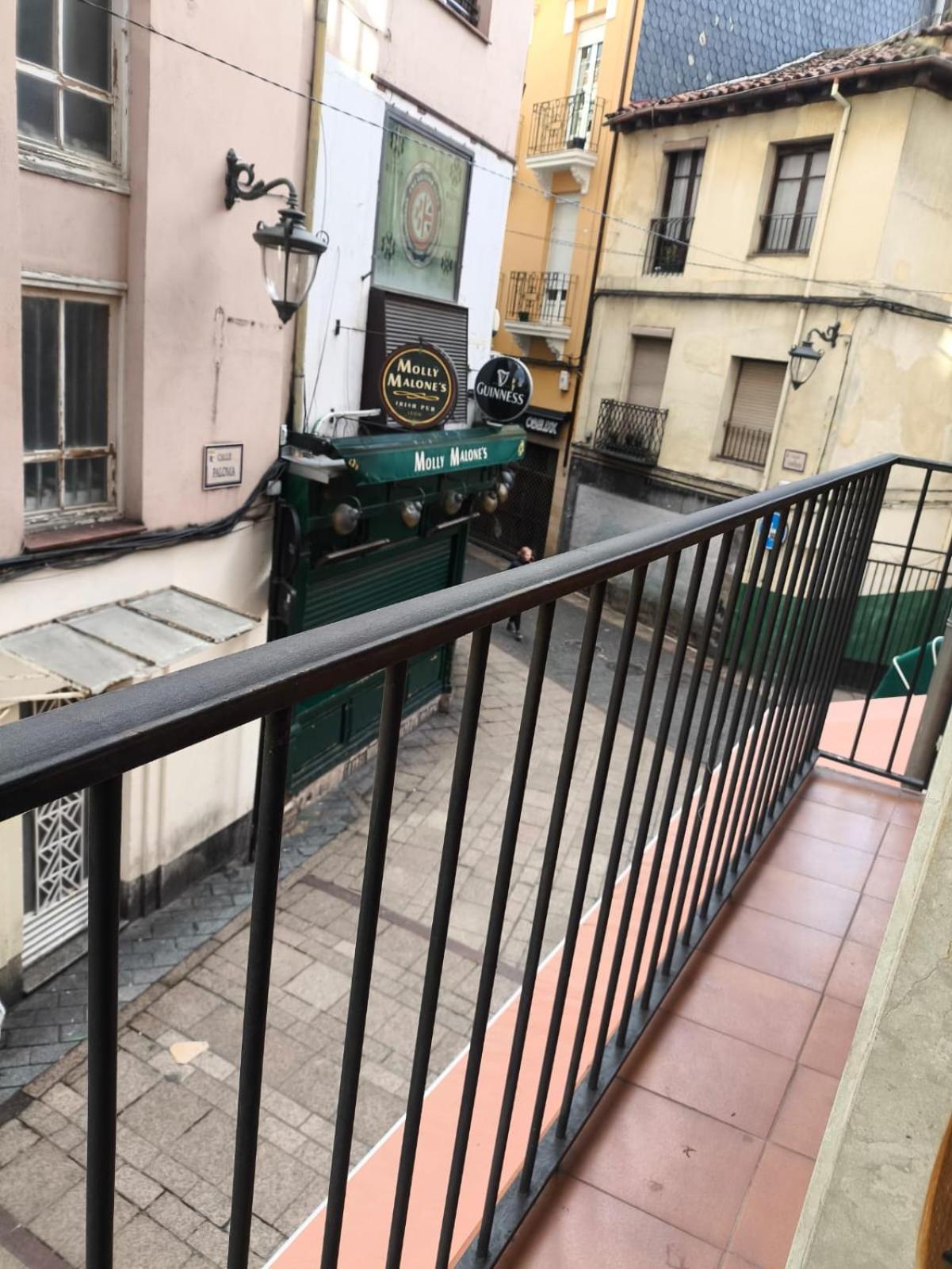 莱昂Piso Molly公寓 外观 照片